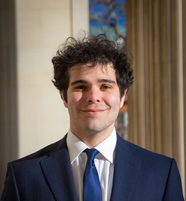 Henry Michaelson headshot